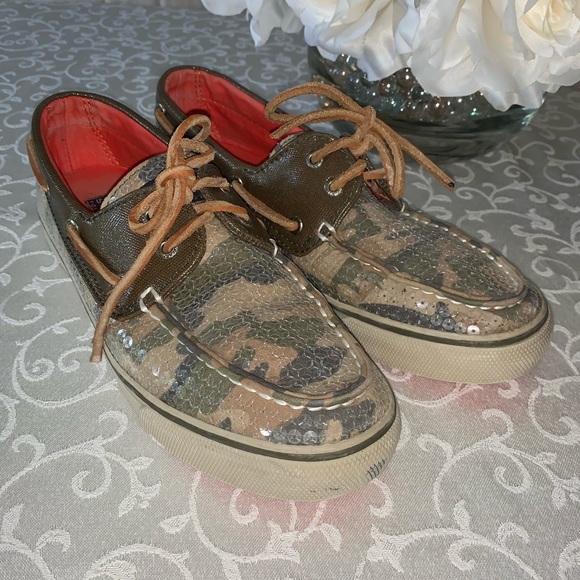 sperry camouflage boat shoes